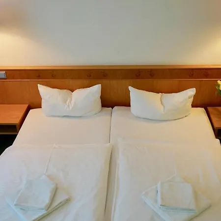 Günzburg Hotel 3*